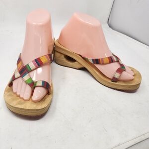 Skechers Something Else sandals. Size 8 Never Worn 2.5" Heel. CORK TYPE Sole